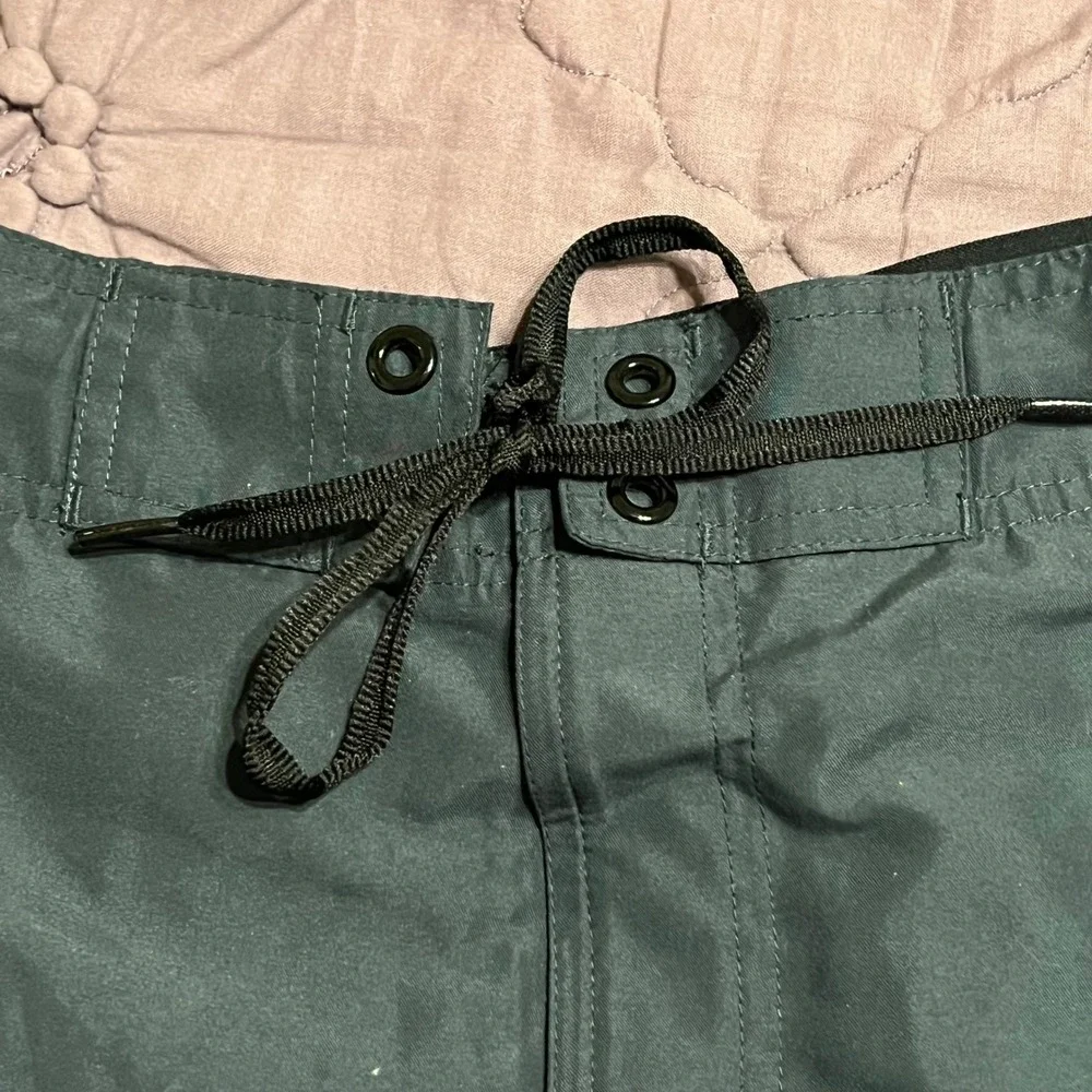 NWT Nike Hydra Void Board Shorts Green Grey Charcoal Swim Trunks Men's Large